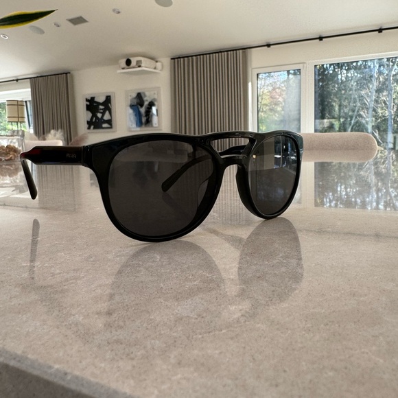 Prada black sunglasses. - Picture 2 of 4